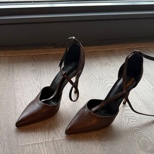 Elegant Brown Women's Heels